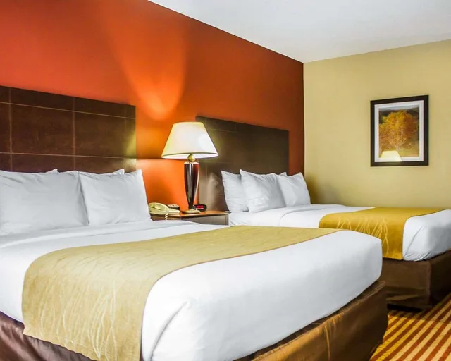 غرفة بسريرين كوين، Comfort Inn & Suites Dayville - Killingly Industrial Park 2/3