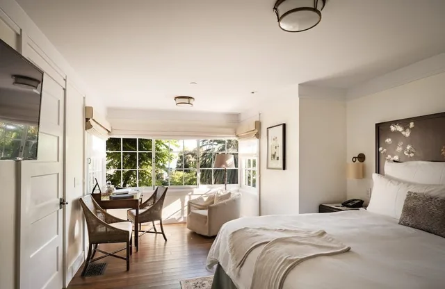Suite, King Bed, with View, El Encanto A Belmond Hotel Santa Barbara 2/6