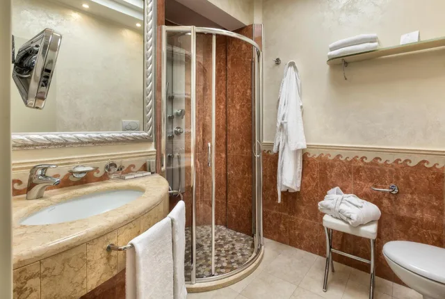 Prestige, Side Sea View، Hotel Tiffany S 2/3
