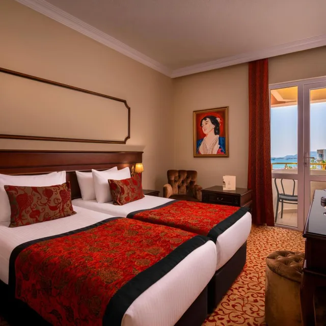 غرفة بسرير مزدوج بإطلالة على البحر، Antique Roman Palace - Adults Only Ultra All Inclusive 1/10