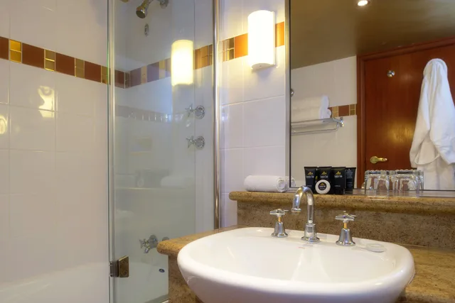 Executive, King Bed, Golf Course View، Country Club Tasmania 7/9