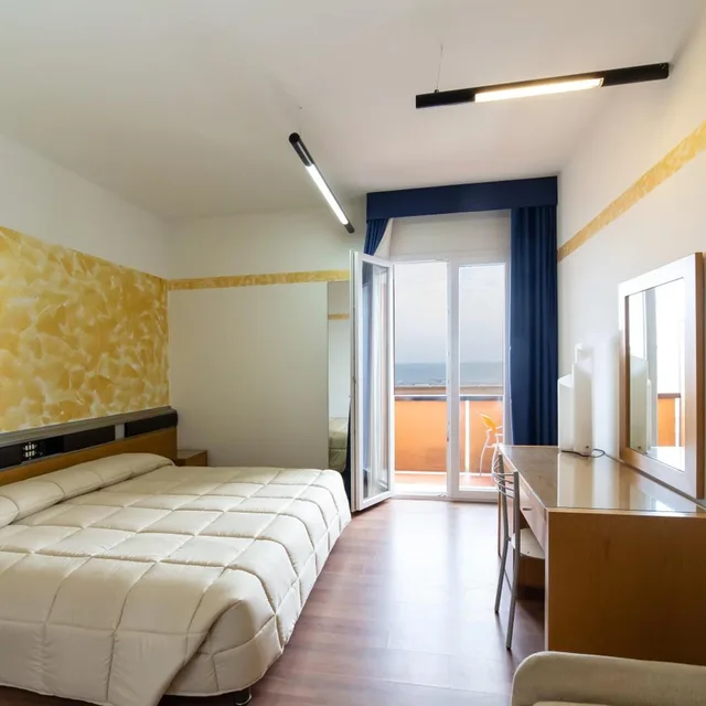 غرفة بسرير مزدوج أو سريرين منفصلين بإطلالة على البحر، Park Hotel Rimini 5/10