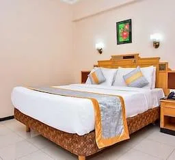 Deluxe, Double or Twin Bed, KALYAN RESIDENCY. 1/2