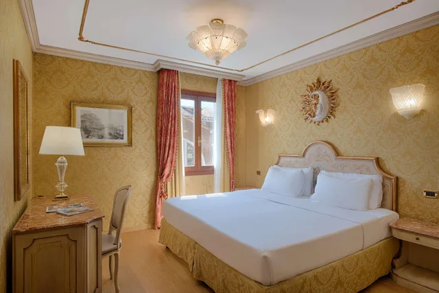 غرفة قياسية، NH Venezia Santa Lucia 5/10
