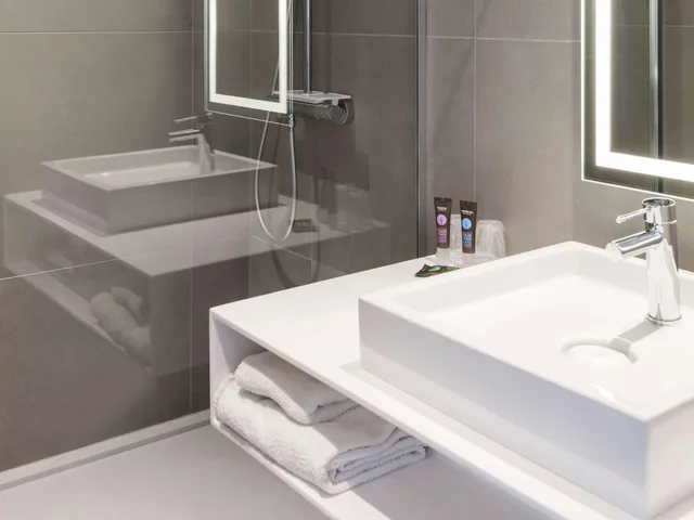 غرفة تنفيذية، NOVOTEL EDINBURGH CENTRE 3/4