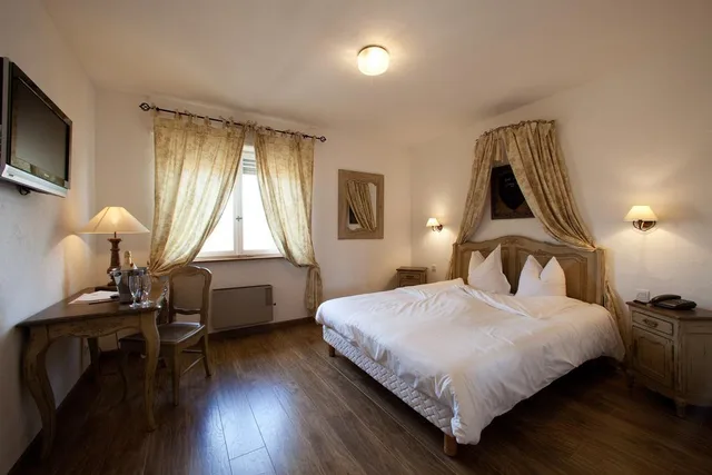 غرفة كلاسيكية، Hostellerie A La Ville de Lyon 1/1
