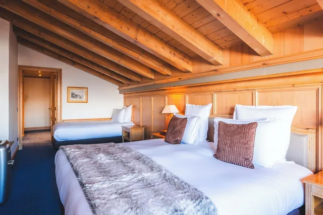 غرفة بريميوم ثلاثية بسرير كوين وسرير فردي، Hotel Carlina Courchevel 8/10