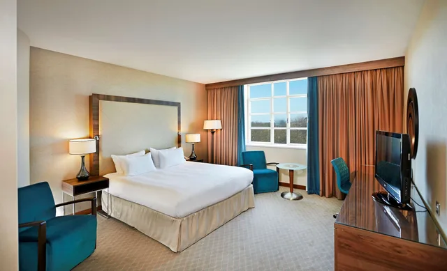 غرفة بسرير كينج، Hilton Cardiff Hotel 4/16