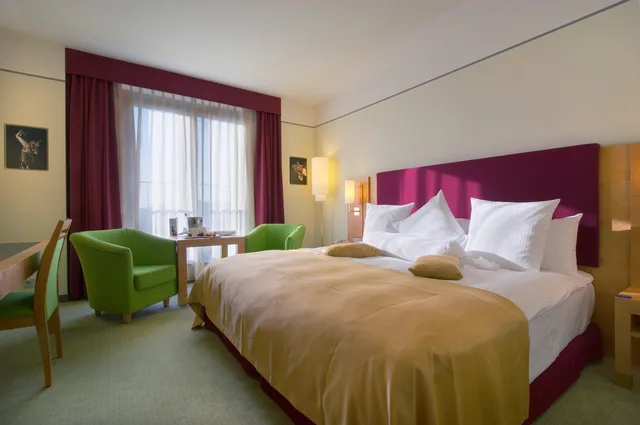 Premium, Double Bed, Melia Berlin 1/3