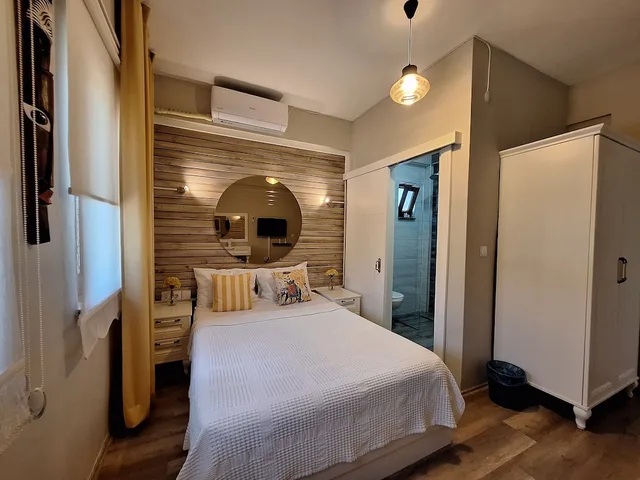 Standard, Quadruple, Queen and Twin Beds, Garden View, Karina Vineyard House 4/10