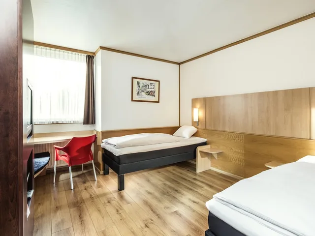 غرفة قياسية بسريرين منفصلين، Ibis Hotel Eisenach 8/10