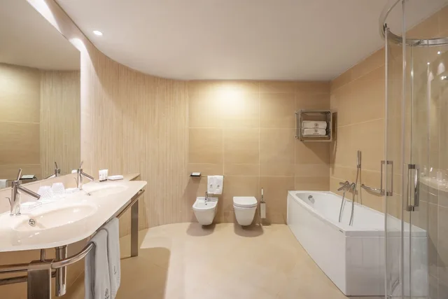 غرفة جونيور بسريرين منفصلين، Il Boscareto Resort Spa 8/10
