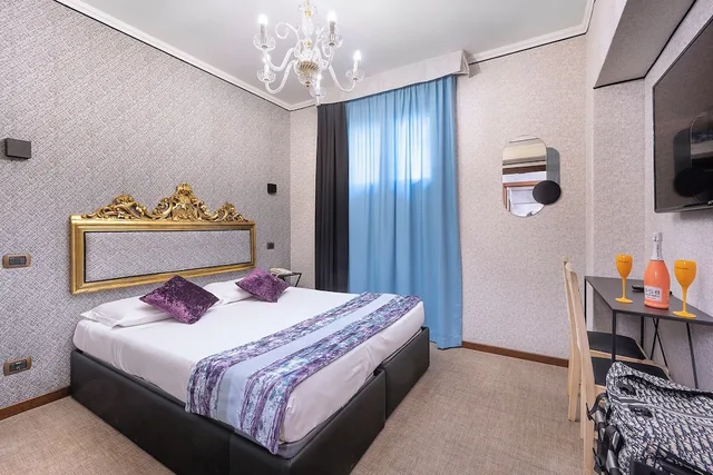 غرفة سوبيريور بسرير كوين بجاكوزي، Relais Dei Papi 1/9