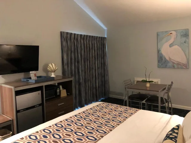 غرفة ديلوكس بسرير كينج، Sand Dollar Inn 5/9