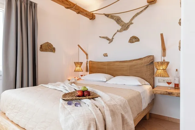 Comfort, Apartment, Queen Bed, Garden and Sea View, Glaronissi Beach 7/10