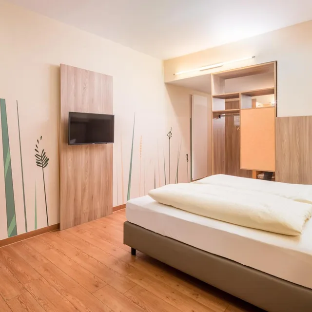 Room, Triple, Hotel Neumarkt 5/8
