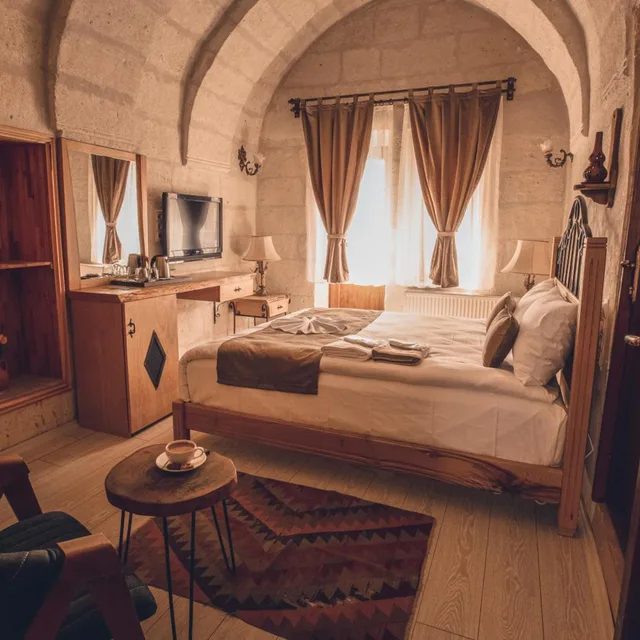 جناح جونيور بشرفة، Rose Valley House 6/7