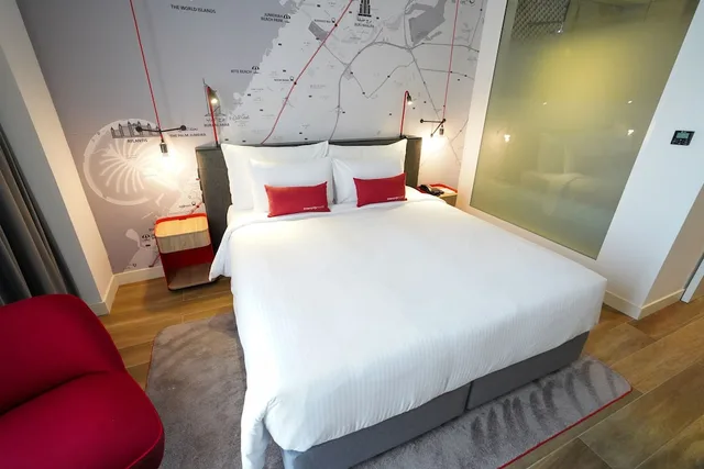 Superior, King Bed, Intercity Hotel Dubai Jaddaf Waterfront 2/6
