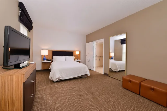 جناح بسرير مزدوج لذوي الإعاقة، Hampton Inn & Suites Plymouth 5/10