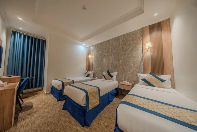 غرفة ثلاثية بثلاثة أسرّة، Abraj Almarzam Hotel 2/7