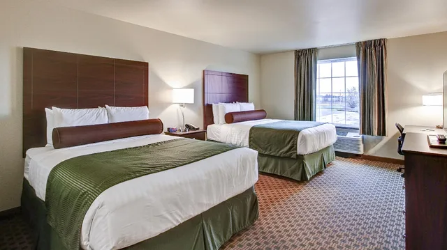 Suite, Queen Bed, Accessible, Cobblestone Hotel & Suites - Pulaski 1/1