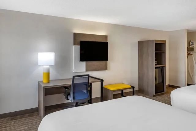 غرفة قياسية بسريرين كوين، Comfort Inn Paramus - Hackensack 3/4