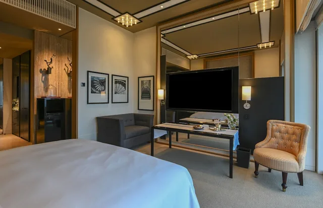 غرفة كلوب بسرير كينج، Grand Hyatt Gurgaon 2/7