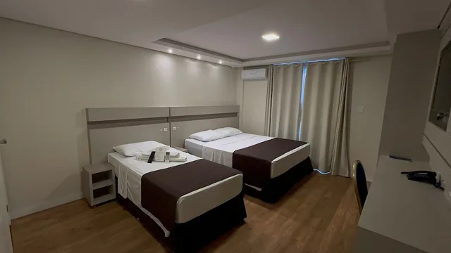 غرفة تنفيذية ثلاثية بثلاثة أسرّة، Hotel Joacaba 4/4