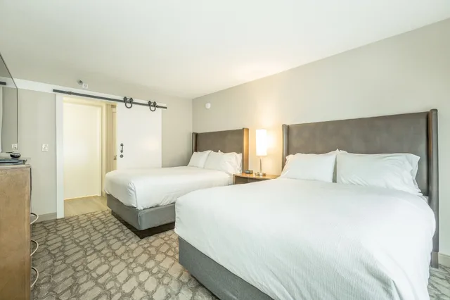 غرفة قياسية بسريرين مزدوجين، Holiday Inn Hotel Suites Peachtree City 4/9