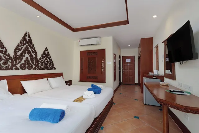 غرفة قياسية ثلاثية بسرير كوين وسرير فردي، Anyavee Aonang Bay Resort 1/8