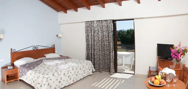 غرفة بسرير مزدوج أو سريرين منفصلين، Family World Aqua Beach Matoula Complex 5/6