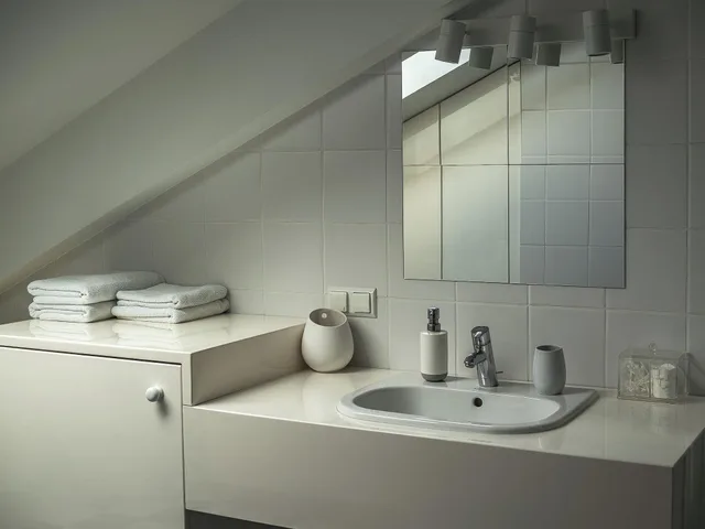 لوفت ديلوكس، CRYSTAL SUITES OLD TOWN 10/10