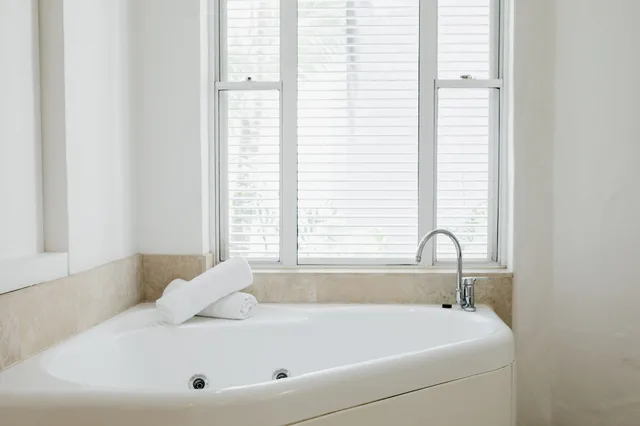 جناح بسرير كوين بإطلالة على الحديقة، NOOSA BLUE RESORT 5/6