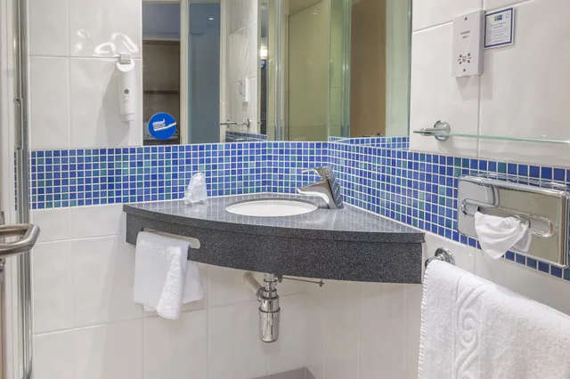Room, Double Bed, Holiday Inn Express Kettering 5/5