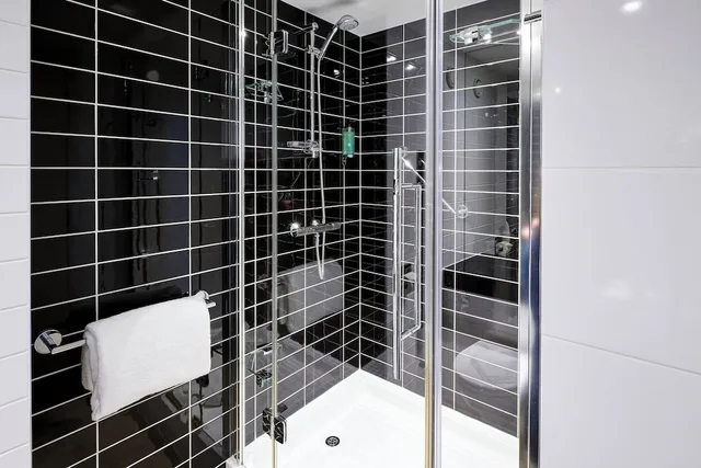 غرفة قياسية بسريرين منفصلين، Holiday Inn Express Manchester City Centre Arena By IHG 6/6