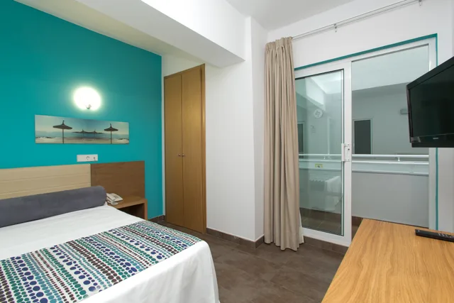Inner, Single, Double Bed، Don Pepe Hotel - Adults Only 1/1