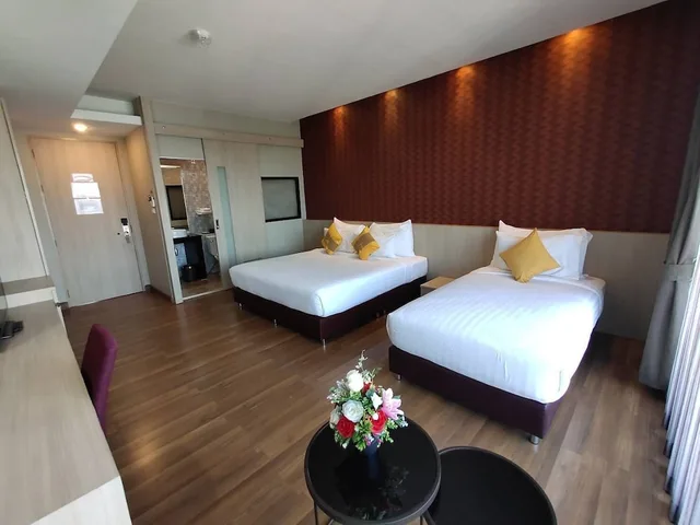 Room, Triple, 1 Double and 1 Single Bed, Ton Aoi Grand Hotel 2/4