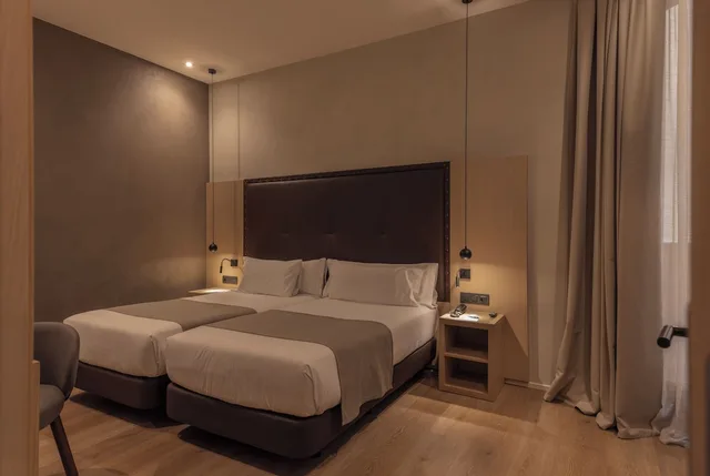 غرفة داخلية سوبيريور مفردة بسريرين منفصلين، Gran Hotel Barcino 2/10