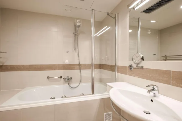 غرفة بسريرين منفصلين، Clarion Congress Hotel Ceske Budejovice 4/6
