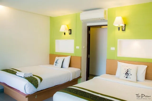 غرفة سوبيريور بسريرين منفصلين، The Piano Resort Khao Yai 1/5
