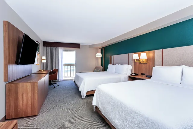 غرفة قياسية بسريرين كوين، Holiday Inn Hotel And Suites Daytona Beach On the Ocean 2/8