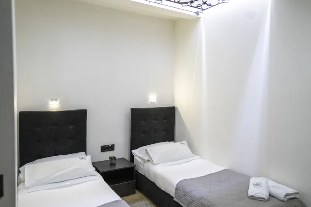 غرفة ديلوكس بسريرين منفصلين، Madison Rooms 2/4