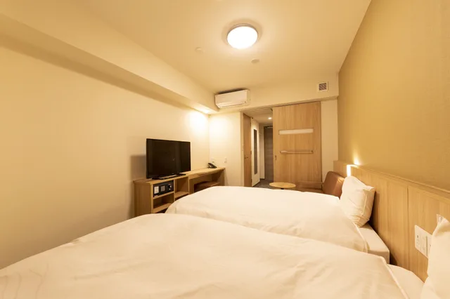 Moderate, Twin Beds, Dormy Inn Mito Hot Spring 2/2