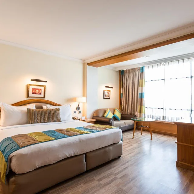 Super, Deluxe, Double Bed، The Maya Hotel 1/5