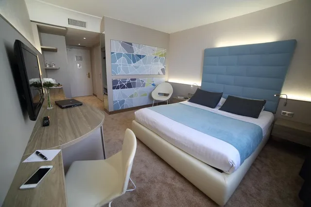 غرفة بريميوم، Hotel Plaza Site Du Futuroscope 1/2