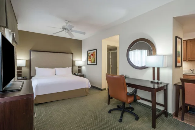جناح، Homewood Suites by Hilton Philadelphia-Valley Forge 1/2