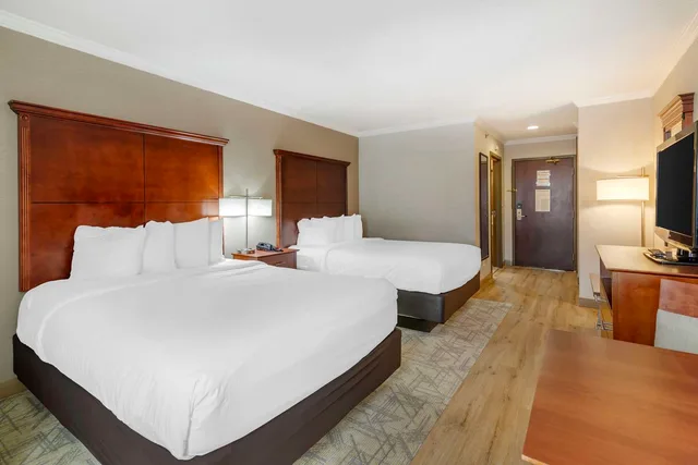 غرفة بسريرين كوين، Syracuse Grand 2/4