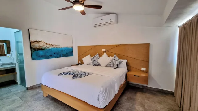 Renovated, Superior, King Bed, Buena Vista Oceanfront & Hot Springs Resort 4/8