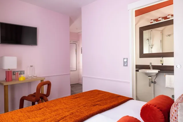 Deluxe, Twin Beds, Hotel De Saint Germain 2/6
