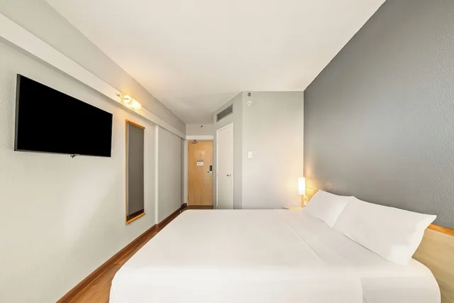 Standard, Double Bed, Slim Hotel Campinas 1/10
